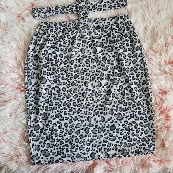 💋SALE Animal Print Bandage Trendy Cut Party Dress - Picture 3 of 7
